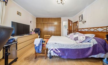 Casa / La Florida / Metro Roja Magallanes