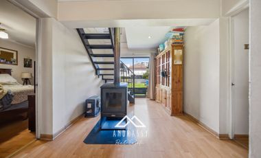 Casa / La Florida / Metro Roja Magallanes