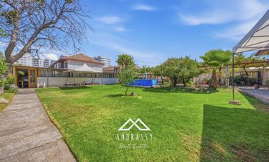 Casa / La Florida / Metro Roja Magallanes