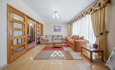 Casa / La Florida / Metro Roja Magallanes