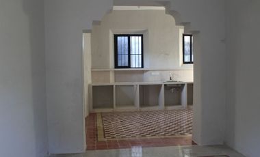 VENTA CASA DE 1 PISO EN AV. ITZAES EN MÉRIDA, YUCATÁN
