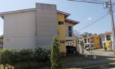 Alquilo Extraordinaria casa amoblada con las 3B