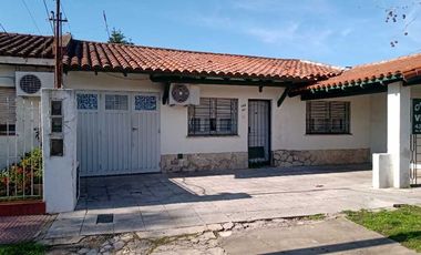 Chalet en venta en Ezpeleta Este