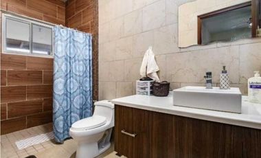 VENDO DUPLEX DE 2HAB 2 BAÑOS BOQUETE