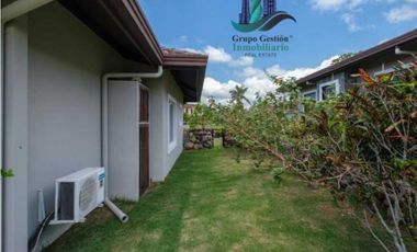VENDO DUPLEX DE 2HAB 2 BAÑOS BOQUETE