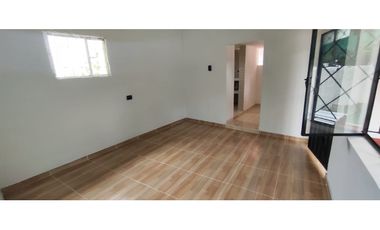 Venta de casa campestre de 800 M2 en La Mesa Cund, semi urbana.
