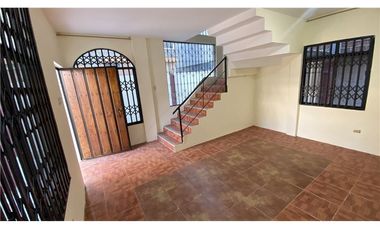 Casa Rentera de venta en Manta Manabí