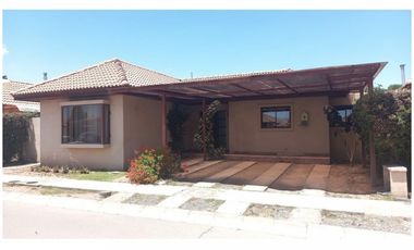 Venta casa 3D 3B con estacionamiento en Condominio, San Esteban