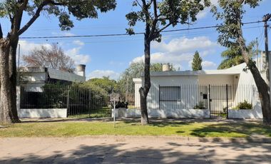 Casa en venta en San Martín, Carlos Pellegrini - Gas natural