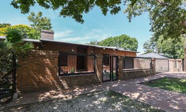 CASA VENTA 3 DORMITORIOS BARRIO LOS PINOS FUNES