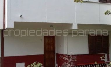 OPORTUNIDAD: VENDO COMODA CASA EN ZONA PARQUE - 3 Dormitorios y Cochera