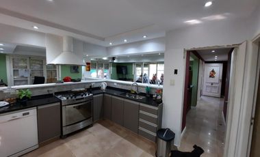 Venta casa quinta excelente ubicación.