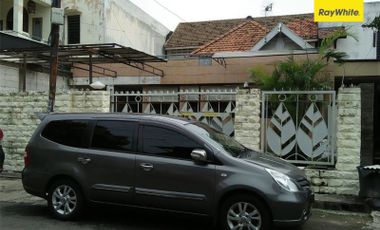 Jual Rumah di Jl Hamzah Fansyuri, Surabaya Pusat