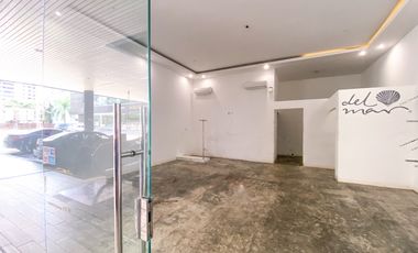 Se Alquila Local en la Mejor Zona de Avenida Balboa!!