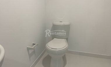 bodega en arriendo en aguacatala. Cod A776177