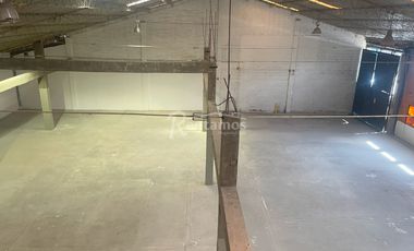 bodega en arriendo en aguacatala. Cod A776177