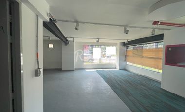 bodega en arriendo en aguacatala. Cod A776177