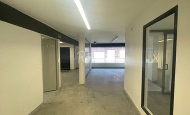 bodega en arriendo en aguacatala. Cod A776177