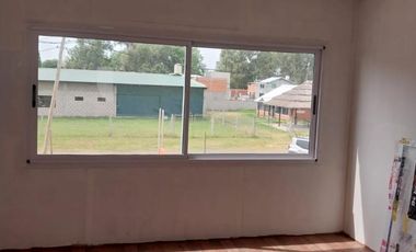 Duplex en barrio privado en Ing. Allan, Varela, totalmente en cuotas