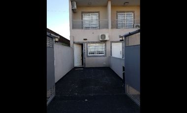 Triplex en Venta Ramos Mejia / La Matanza (A025 3182)