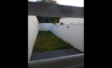 Triplex en Venta Ramos Mejia / La Matanza (A025 3182)