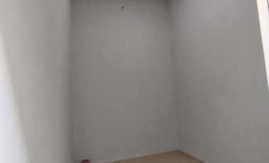 Rumah Terawat Dekat Terminal dan Stasiun Bekasi Hadap Timur J-38881