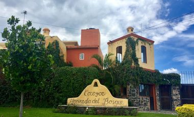 CASA CON ALBERCA. COCOYOC. 4 RECÁMARAS