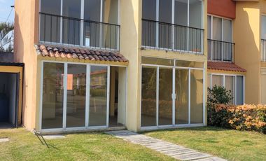 CASA CON ALBERCA. COCOYOC. 4 RECÁMARAS