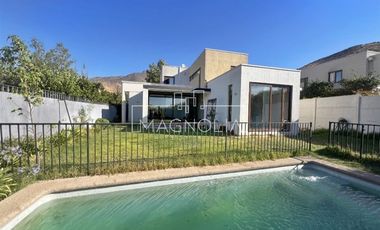CASA EN VENTA CERCANA A ALIANZA FRANCESA