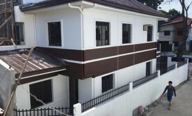 6.6M Single Attached, with 3BR For Sale in Greenview Exec Vill. - Rey Samaniego