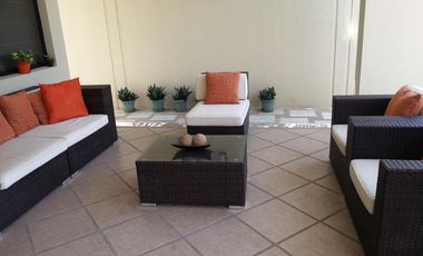VENTA DE CASA CON VISTA AL LAGO EN SAMBORONDON