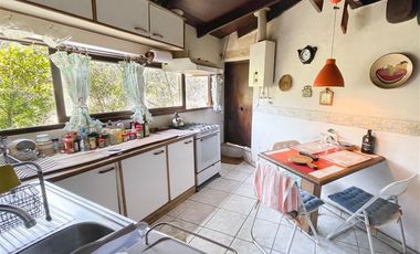Casa en venta de 4 dorm. en Lo Barnechea