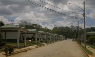VENDO CASA EN LA CHORRERA 3R QUINTAS DEL PACIFICO