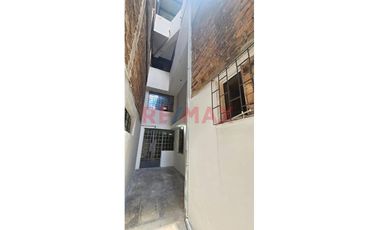 Se Vende Casa De 4 Pisos