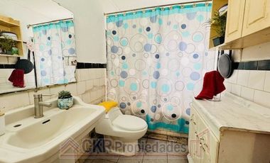 Casa en venta de 4 dorm. en Macul