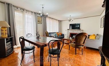 Casa en venta de 4 dorm. en Macul