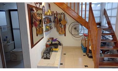 Hermosa Casa en Venta en Condominio   en Girardot