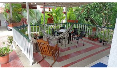 Hermosa Casa en Venta en Condominio   en Girardot