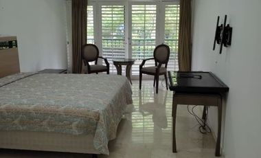For Rent 3BR Luxury Apartment at Golfhill Terrace Apartment