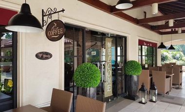 For Rent 3BR Luxury Apartment at Golfhill Terrace Apartment