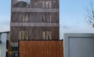 Dijual Office Building 4 Lantai Siap Pakai Parkir Luas  Meeting