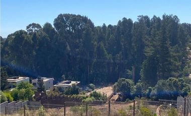 Amplio Terreno en Seguro condominio, Los Pinos