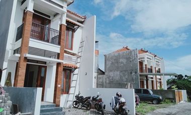 RUMAN ETNIK NAN CANTIK 2 LANTAI TERMURAH DIKOTA JOGJA