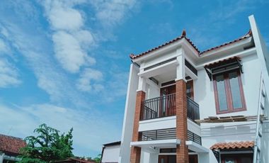 RUMAN ETNIK NAN CANTIK 2 LANTAI TERMURAH DIKOTA JOGJA
