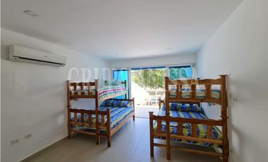 Se Vende Casa de Playa Tipo Townhouse en Punta Chame