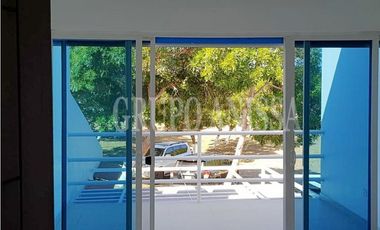 Se Vende Casa de Playa Tipo Townhouse en Punta Chame