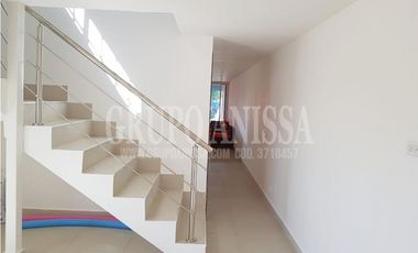 Se Vende Casa de Playa Tipo Townhouse en Punta Chame