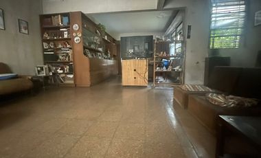 Casa para 2 Familias en venta en Avellaneda Este