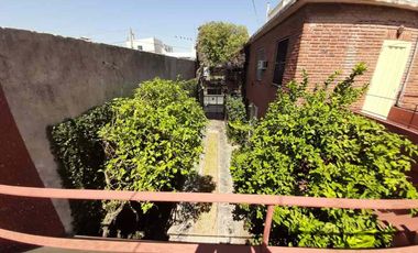 Casa para 2 Familias en venta en Avellaneda Este