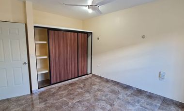 EDIFICIO EN VENTA, DE 3 DEPARTAMENTOS. CARMEN, CAMPECHE